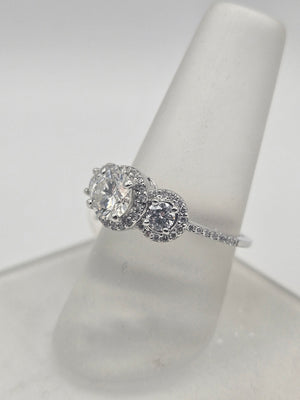 Round Cut Diamond Ring with Accents