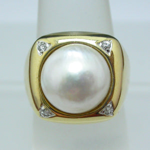 Vintage 14K Yellow Gold Mabe Pearl Diamond Ring