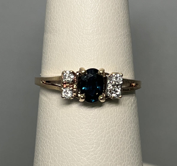 Estate 14 Karat Yellow Gold Sapphire and Diamond Ring