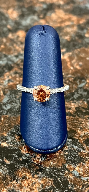 14K White Gold Ring Set with Beautiful 1.62 Carat Copper Zircon