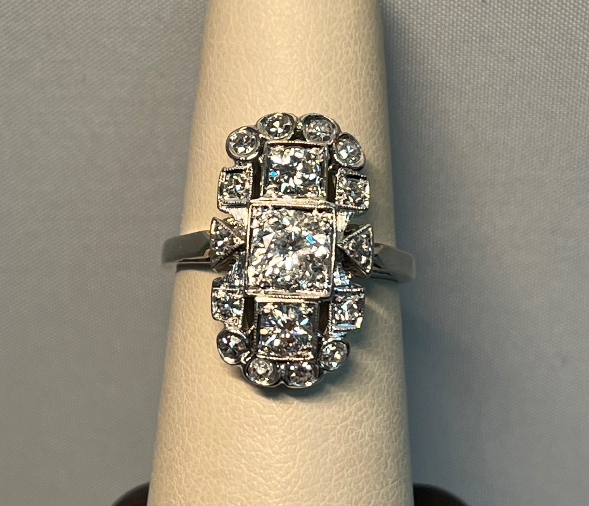 Vintage Diamond Engagement Ring 1920s 0.17ct Diamond Solitaire 18K Gold And  Platinum Wedding Ring Estate Ring Antique Diamond Ring Size 7 |  CelticfindsVintage