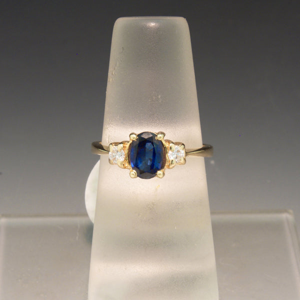 Vintage 14K Yellow Gold Blue Sapphire and Diamond Ring