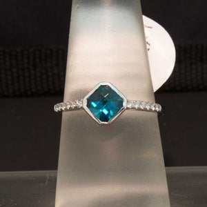 Indicolite Tourmaline and Diamond Ring