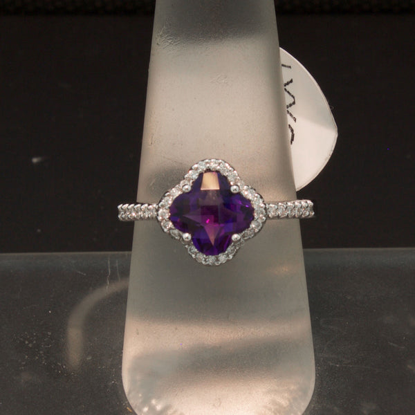 Clover Shaped 14K White Gold Amethyst and Diamond Ring